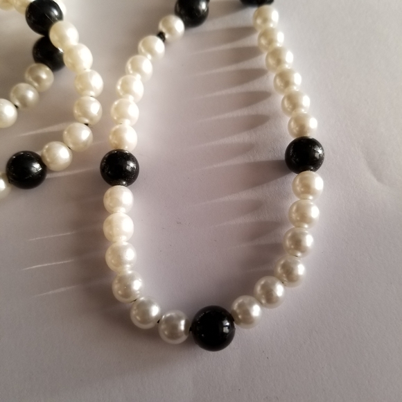 Vintage necklace black and white faux pearl necklace pearlcore - Picture 5 of 12